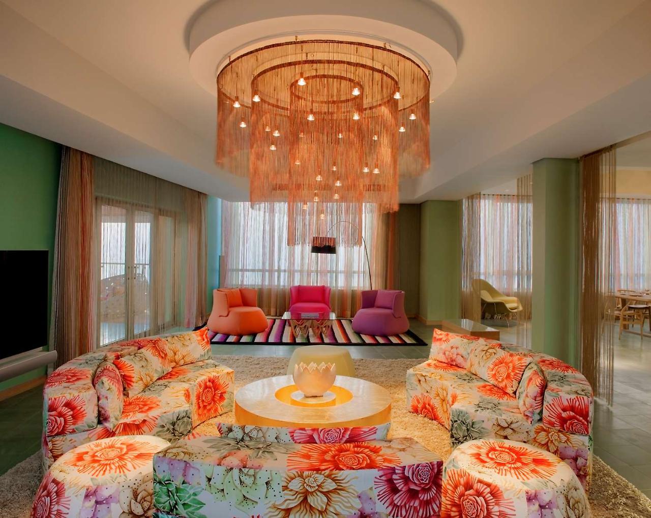 Symphony Style Hotel Kuwait Salmiya المظهر الخارجي الصورة A suite at the W Hotel in Beijing