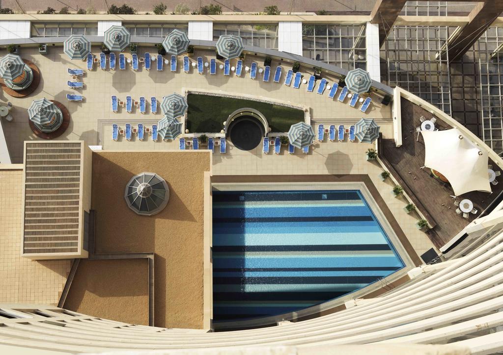 Symphony Style Hotel Kuwait Salmiya المظهر الخارجي الصورة The pool at the 2012 London Paralympics