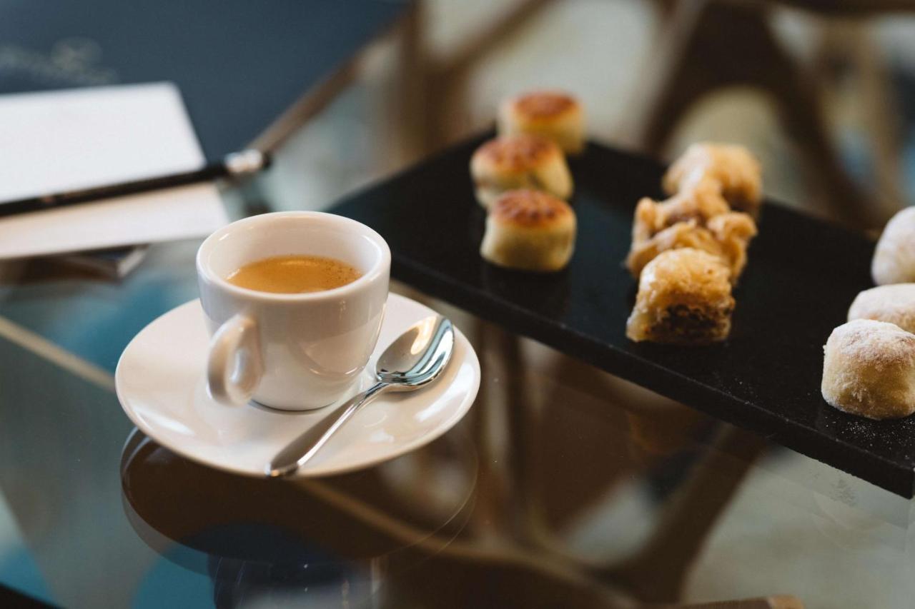 Symphony Style Hotel Kuwait Salmiya المظهر الخارجي الصورة A cup of coffee
